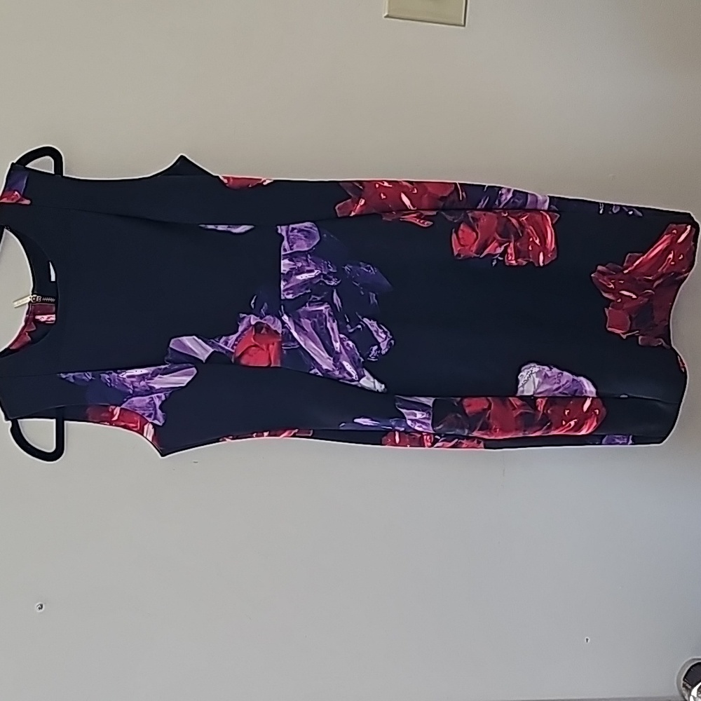 NWOT - Calvin Klein floral dress